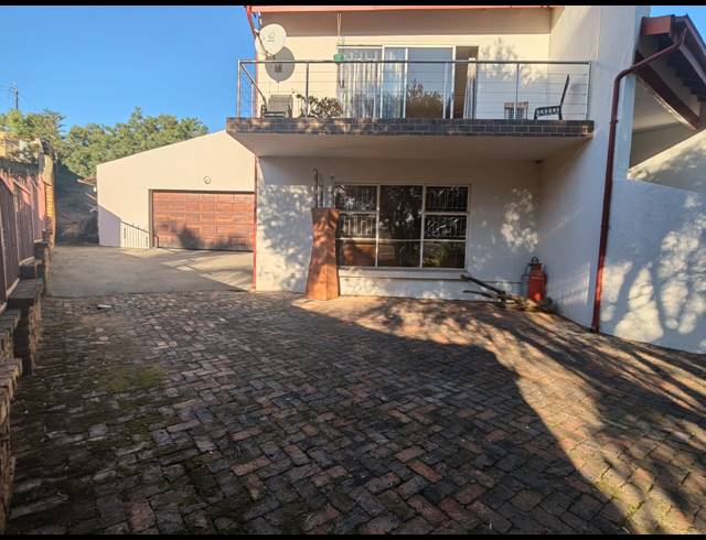 4 BEDROOM HOUSE FOR SALE IN OVERKRUIN